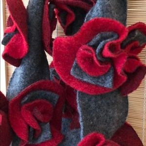 Plat’ania wool scarf